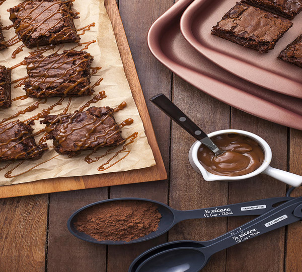 Chef ensina como preparar bolo brownie para Páscoa - Comida na Mesa